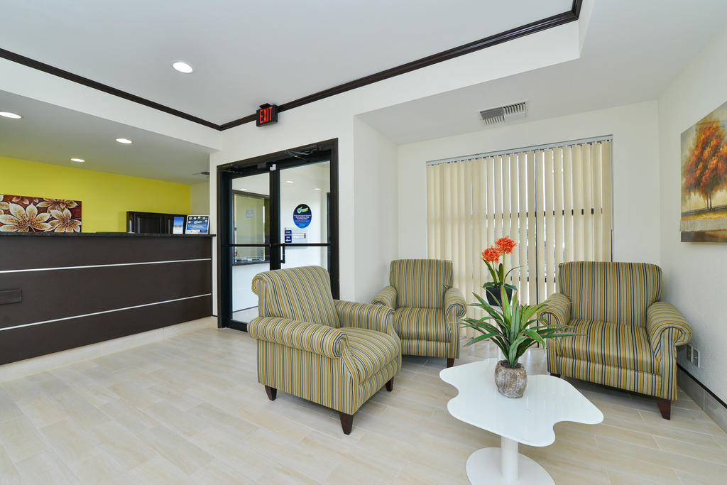 במוטל Super 8 By Wyndham פטרסבורג מראה חיצוני תמונה